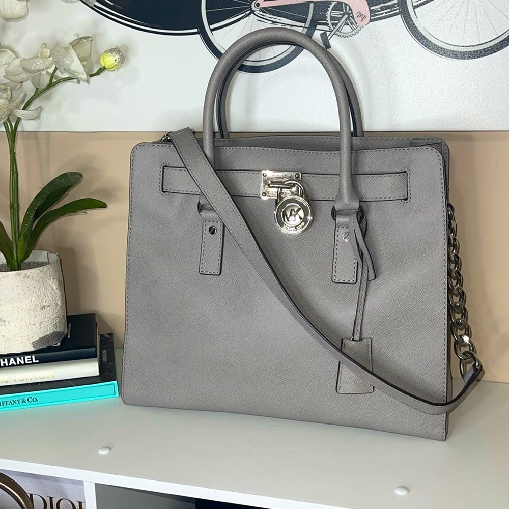 Michael Kors Large Hamilton Tote in Saffiano leather
